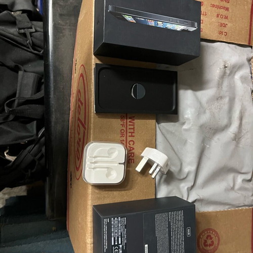 iPhone 5 box used