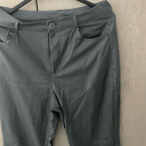 Gray leatherette high-waisted pants used, size M