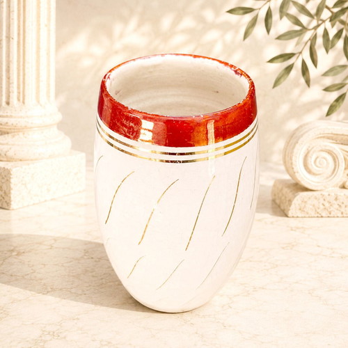 Porcelain vase with rose decoration