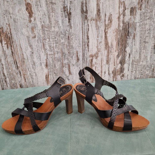 Leather sandal new, size 36, black