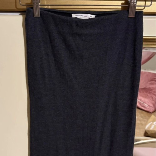 Calliope ribbed midi skirt gray like new