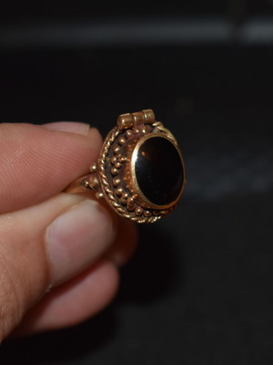 Vintage gold-plated hinged ring used