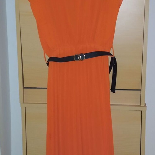 Pleated dress with belt new, orange