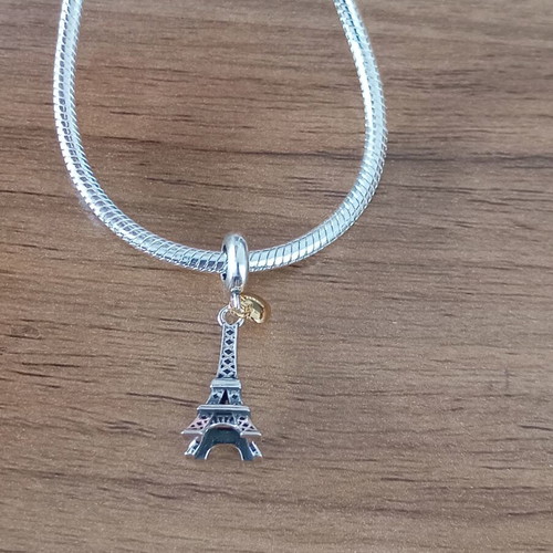 Eiffel Tower Charm Pandora like new, silver