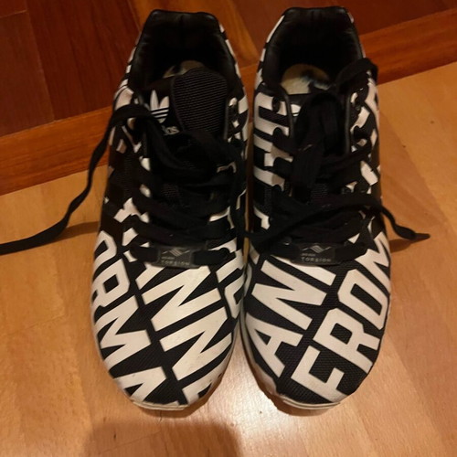 Adidas women's athletic shoes collectible like new, multicolor