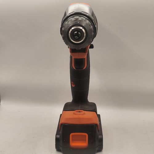 Black & Decker battery drill with battery