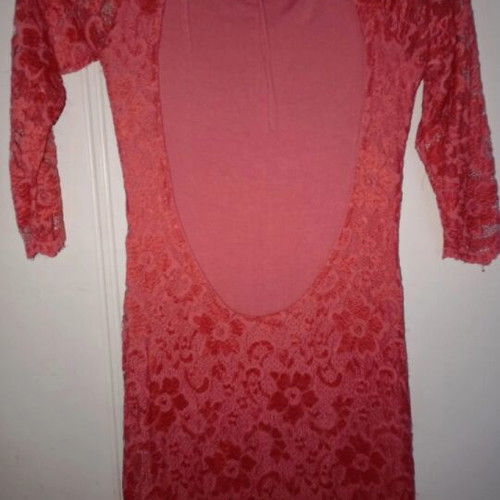 Women's pink lace dress like new, size S