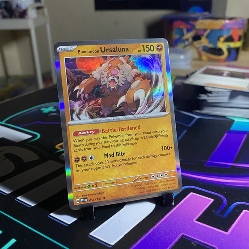 Ursaluna Pokémon card like new