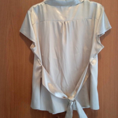 Shirt with waist belt like new, beige, size L