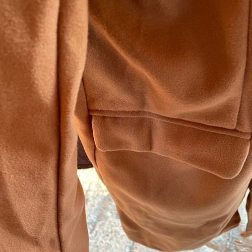 Tabba light coat new, size L