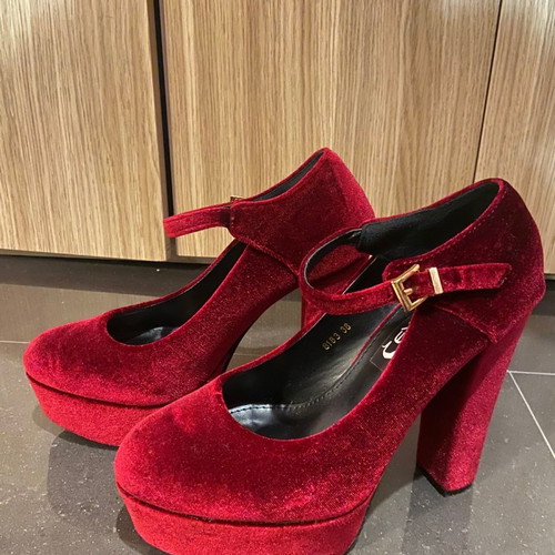 Velvet Bordeaux High Heels Used, Size 37