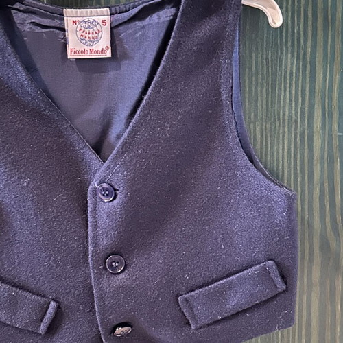 Children's winter vest dark blue size 5 like new