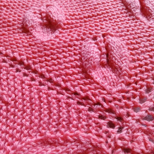 Handmade wool knitted blanket like new, pink-coral