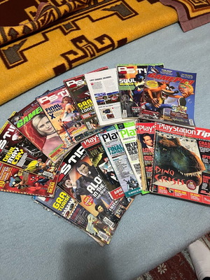 PlayStation magazines used, various issues