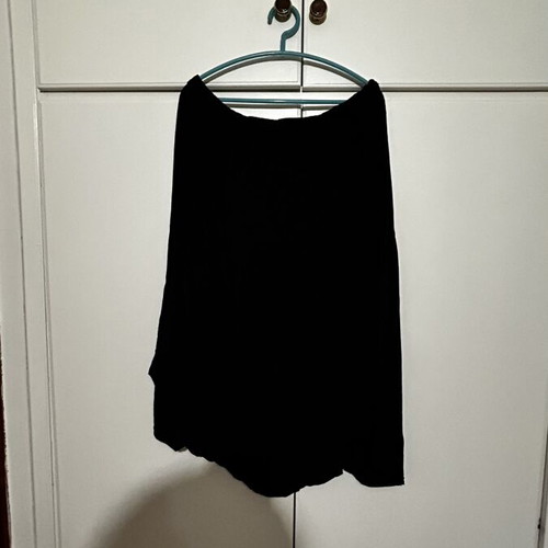 Genesis black midi/maxi skirt like new, size Large - XL