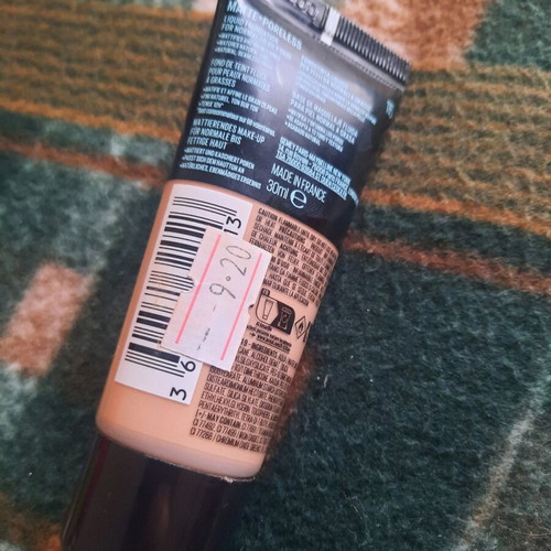 Maybelline Make Up 115 Ivory Like New, Matte Light Coverage