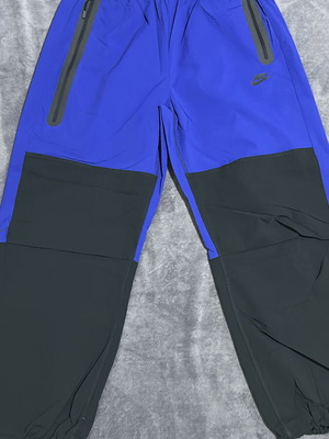 Nike oversized pant new, size M, black and purple