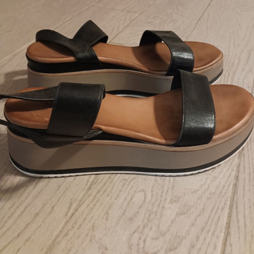 Tsakiris Mallas platform sandals, size 38, black