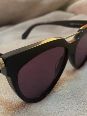 Alexander McQueen Sunglasses like new, black