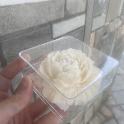 Aromatic candle new, special scent
