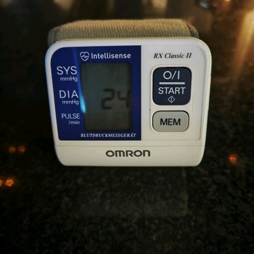 Omron blood pressure monitor like new with vibration sensor function