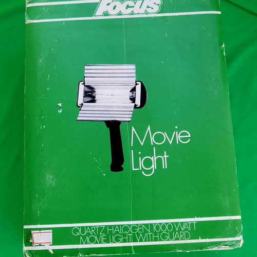 Focus halogen lamp movie light like new