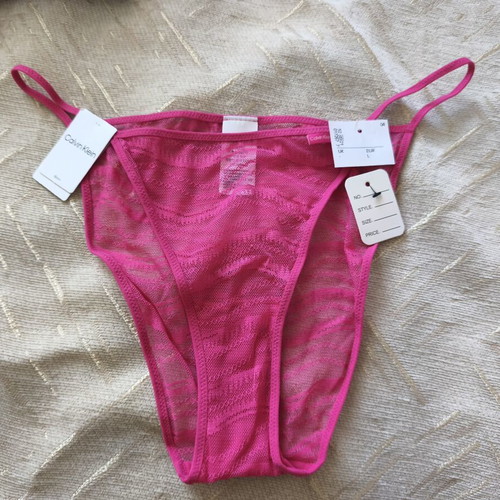 Calvin Klein lingerie size L new, pink
