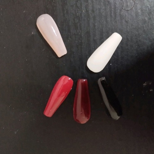 Fake plastic nails like new with base and clear polish