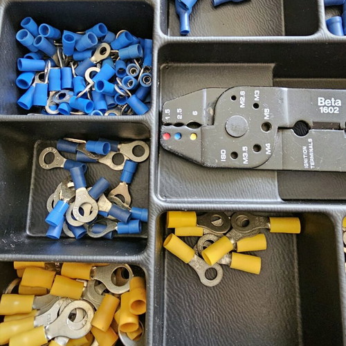 Beta terminal crimping tool used