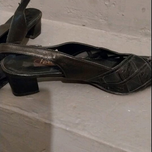 Perli sandals used size 39, very comfortable