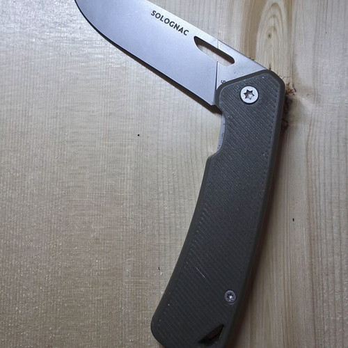 Pack of 9 knives used