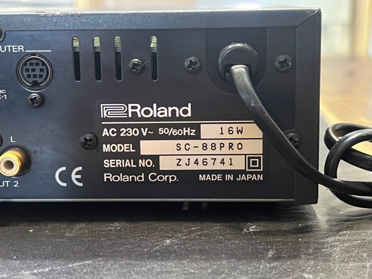 Roland Sc-88 Pro звуков модул употребяван - € 350,00 - Vendora.bg
