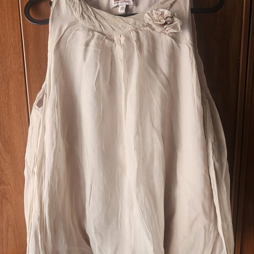 Top Sarah Lawrence silk with inner lining, medium, like new, beige