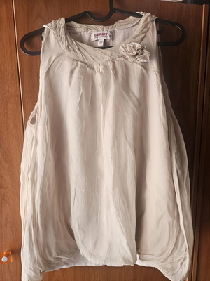 Top Sarah Lawrence silk with inner lining, medium, like new, beige