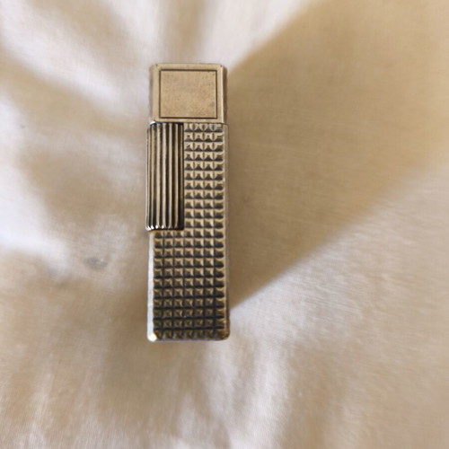 ST Dupont lighter used, needs repair, very good condition