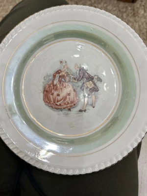 Vintage plate like new