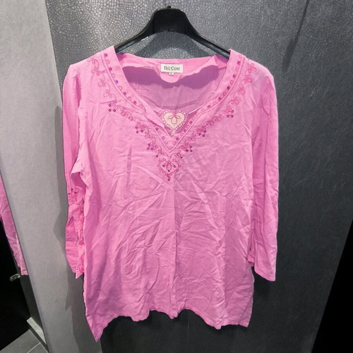 Bill Cost blouse pink embroidered like new, size L-XL