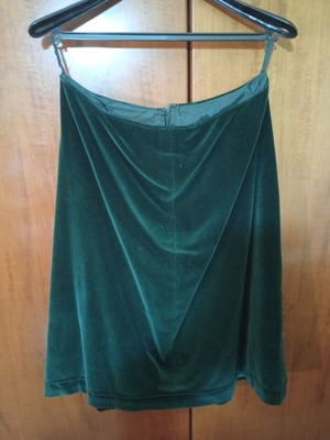 Velvet skirt cypress color size M like new