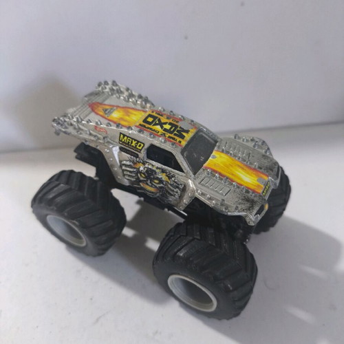 Hot Wheels Monster Jam Trucks MaxD Silver like new