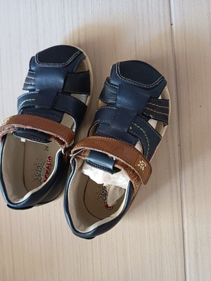 Garvalin sandals size 24 like new, blue with tan