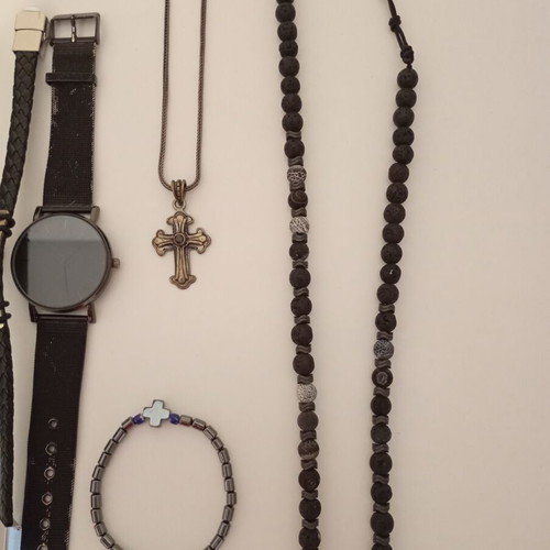 Men's jewelry set like new, black and silver