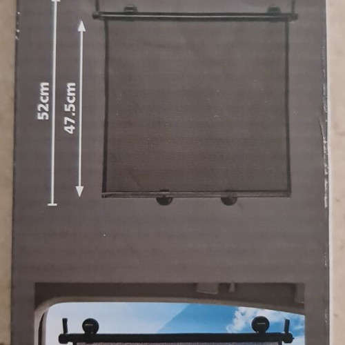 Car sunshade roller 2-pack like new