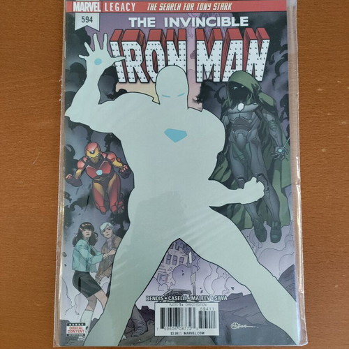The Invincible Iron Man The Search for Tony Stark comic set like new