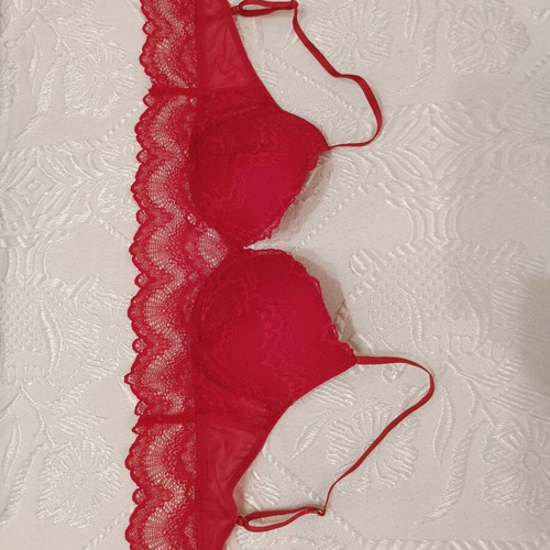 H&M red lace bra 80B push up like new