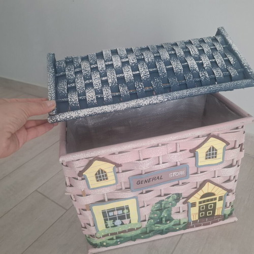 Wicker box house pink like new for baptism or storage