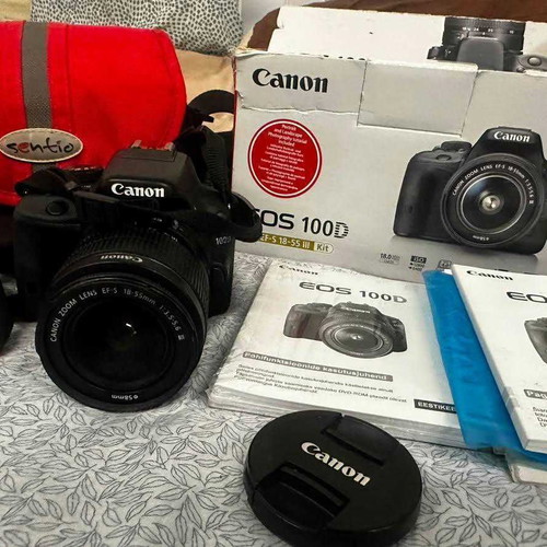Canon EOS 100D DSLR Kit 18-55mm used, original box and case