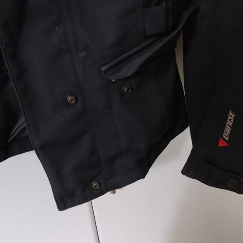Dainese Moto Women's Short Jacket like new with internal lining and elbow protectors