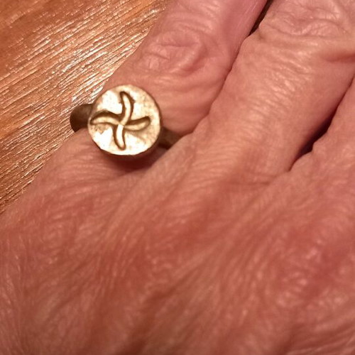 Sevalier ring like new, small size