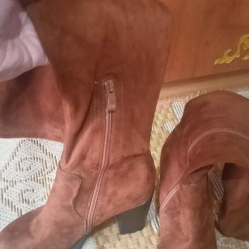 Women's suede camel boots over the knee like new, size 38