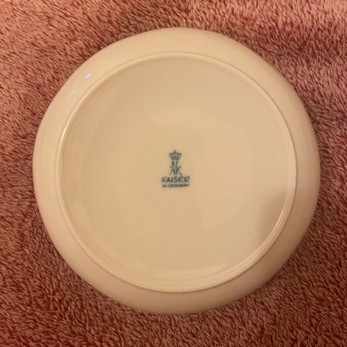 Kaiser porcelain bowl Christmas like new (15x15cm)
